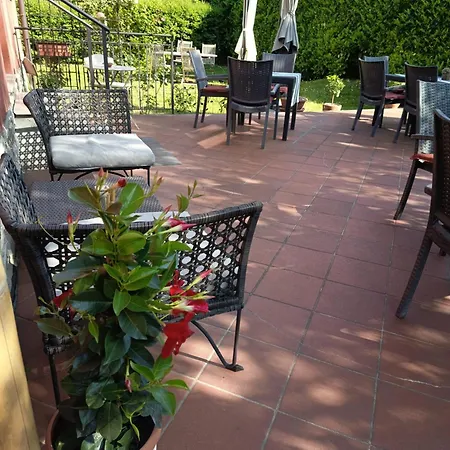 Villa Leilani B&B-3